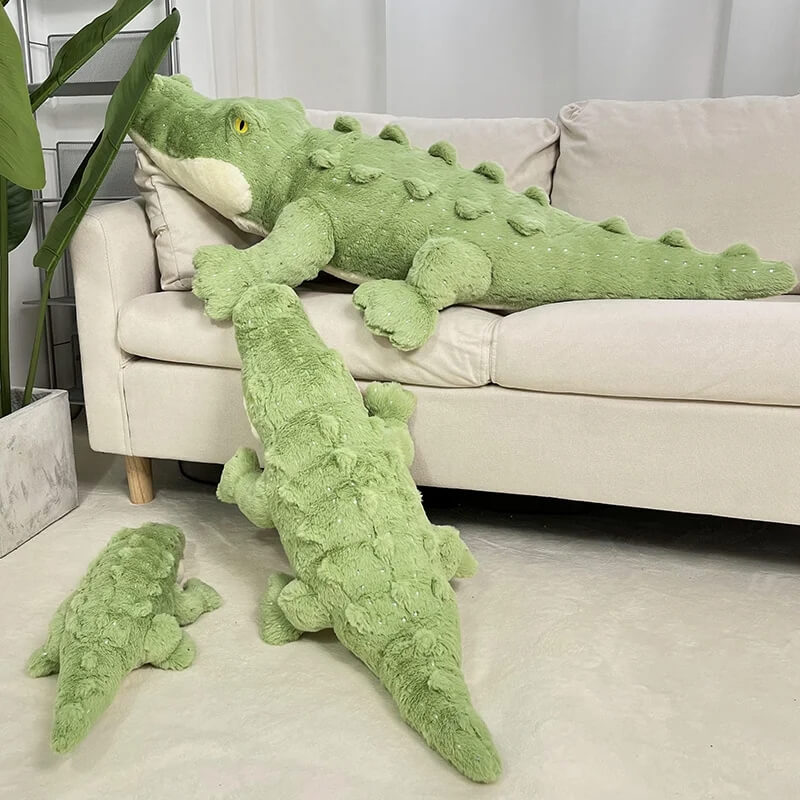 Cuddly Crocodile view of back plushie