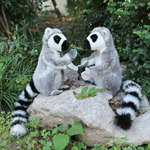 Leapin' Lemur stuffed animal view from side