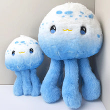 Squishy Jellyfish Plushie Blue Color, Size Comparison 