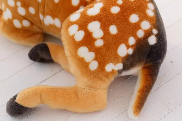 Woodland Wanderer Plush Deer plushie back detail